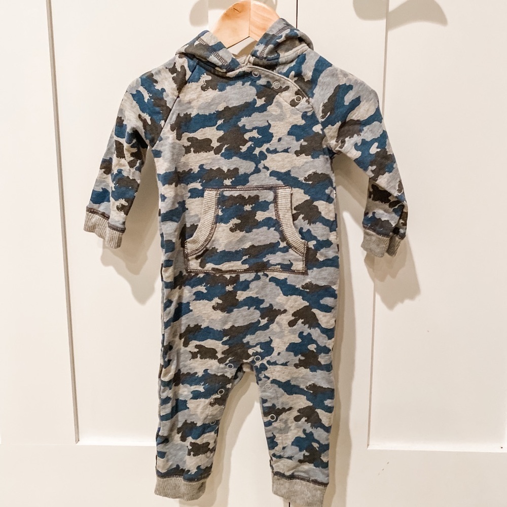 12 months Blue Camo Jersey Onesie for tot